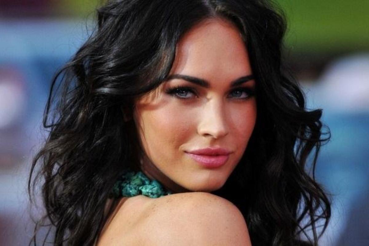 Соблазнительная Меган Фокс порадовала поклонников снимками в нижнем белье Соблазнительная Меган Фокс порадовала поклонников снимками в нижнем белье