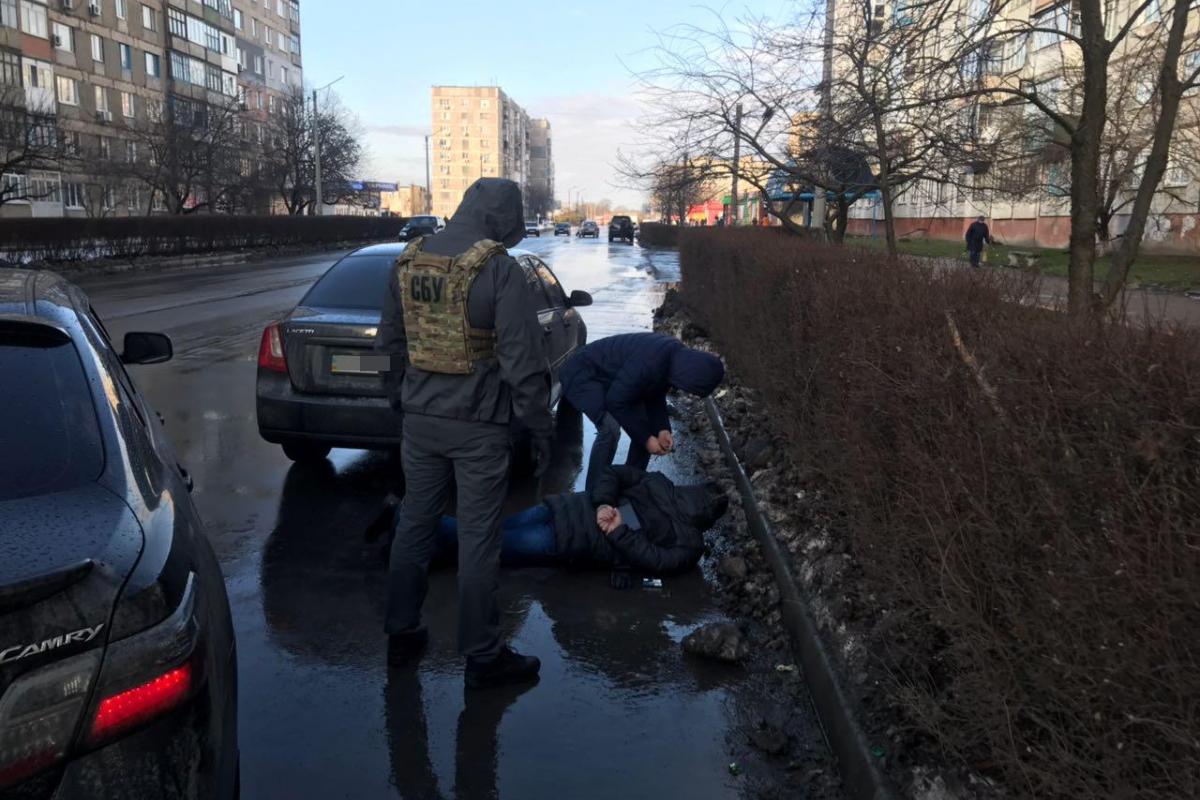 Разоблачены работники полиции "крышевавшие" наркобизнес в Кировоградской области Разоблачены работники полиции "крышевавшие" наркобизнес в Кировоградской области