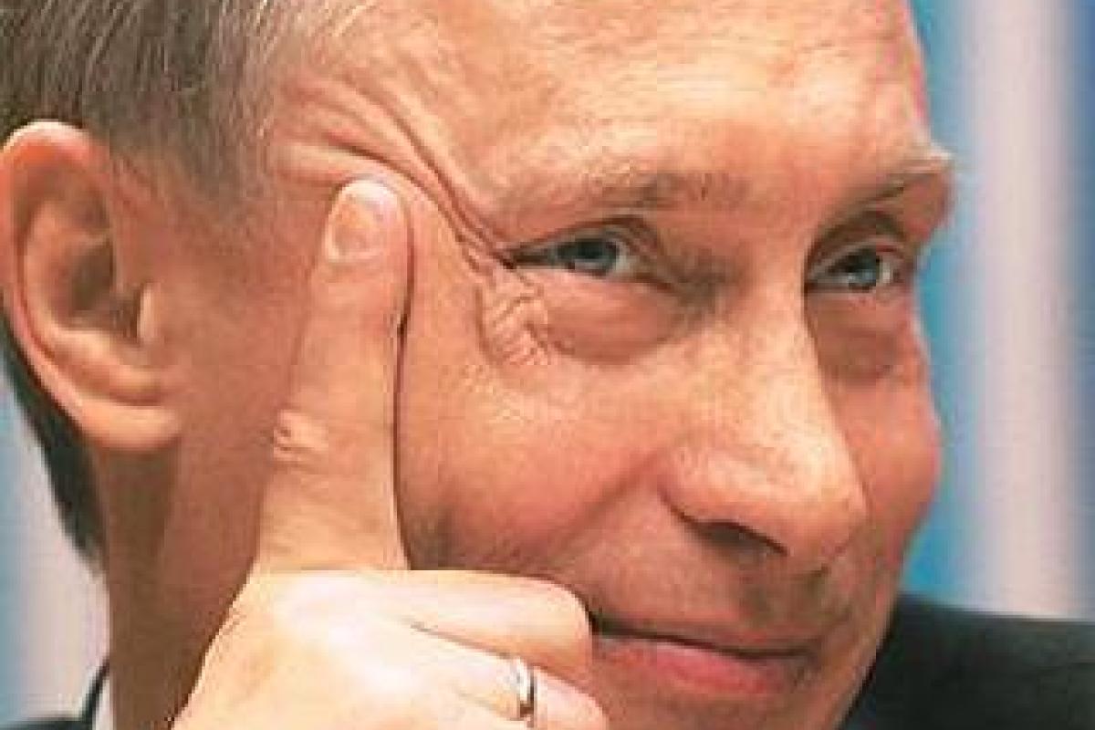 "Полная деградация и уродство": Реакция Путина на скабрезный анекдот возмутила соцсети "Полная деградация и уродство": Реакция Путина на скабрезный анекдот возмутила соцсети