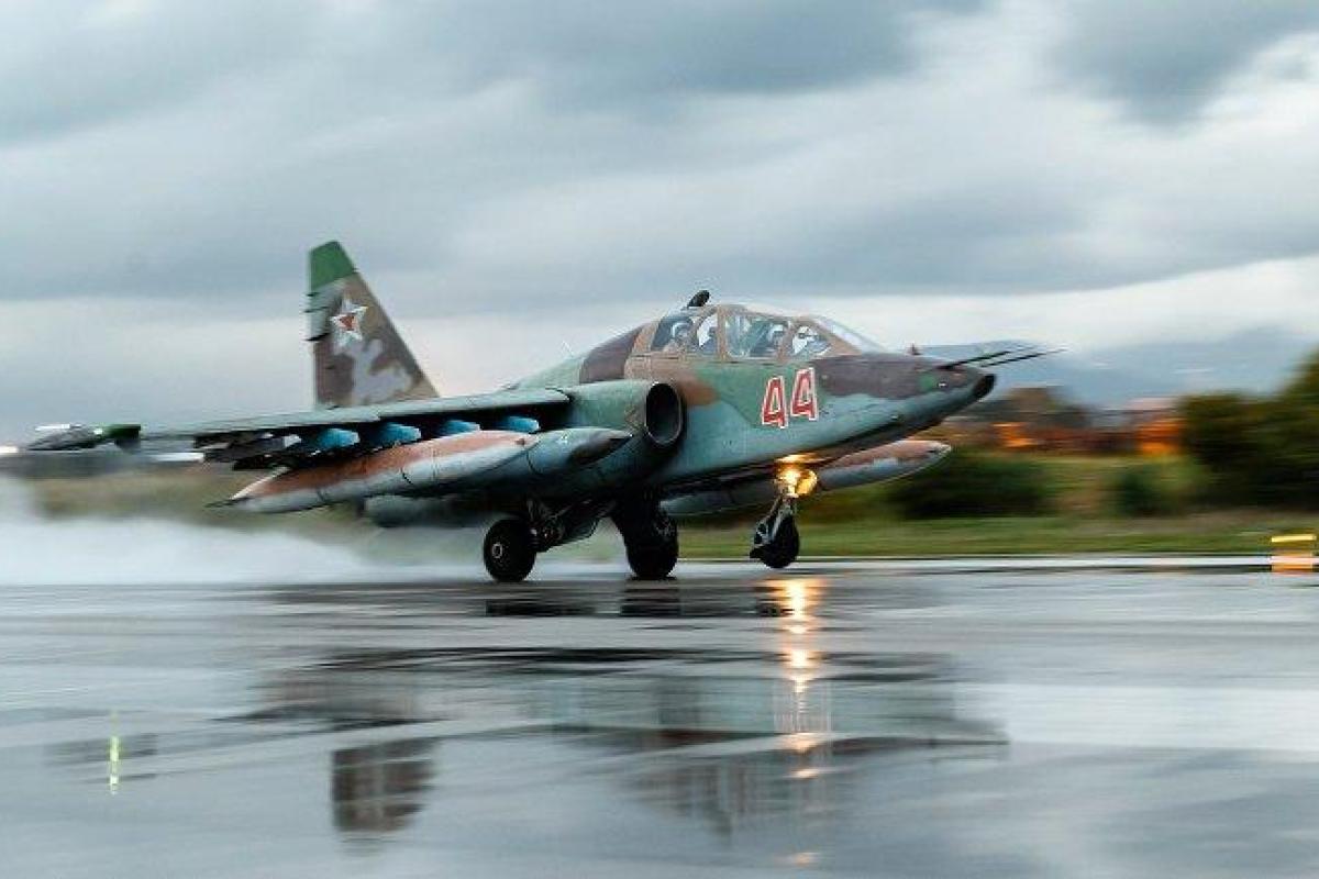 В Минобороны РФ подтвердили информацию о гибели пилота штурмовика Су-25 в Сирии В Минобороны РФ подтвердили информацию о гибели пилота штурмовика Су-25 в Сирии