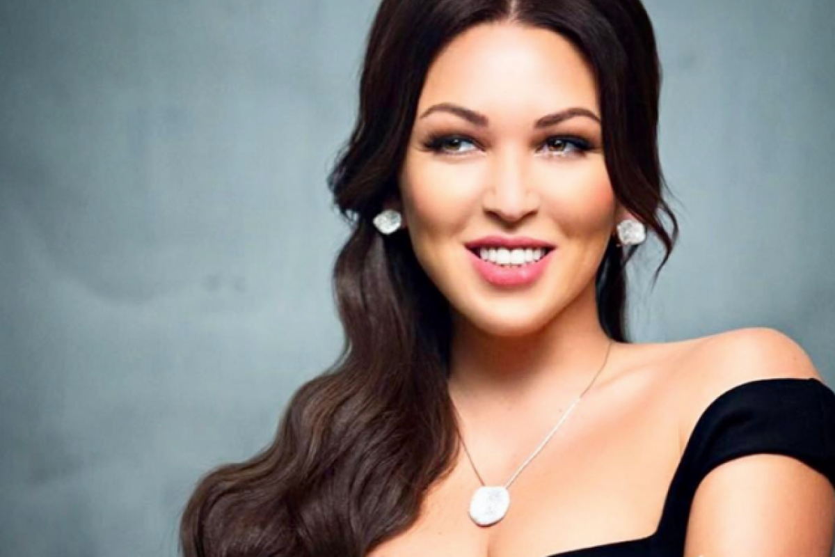 Певица Ирина Дубцова "зажигала" в Турции с украинским футболистом Певица Ирина Дубцова "зажигала" в Турции с украинским футболистом