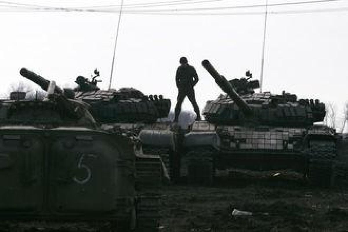 Боевики используют перемирие для стягивания вооружения к линии соприкосновения - СЦКК Боевики используют перемирие для стягивания вооружения к линии соприкосновения - СЦКК