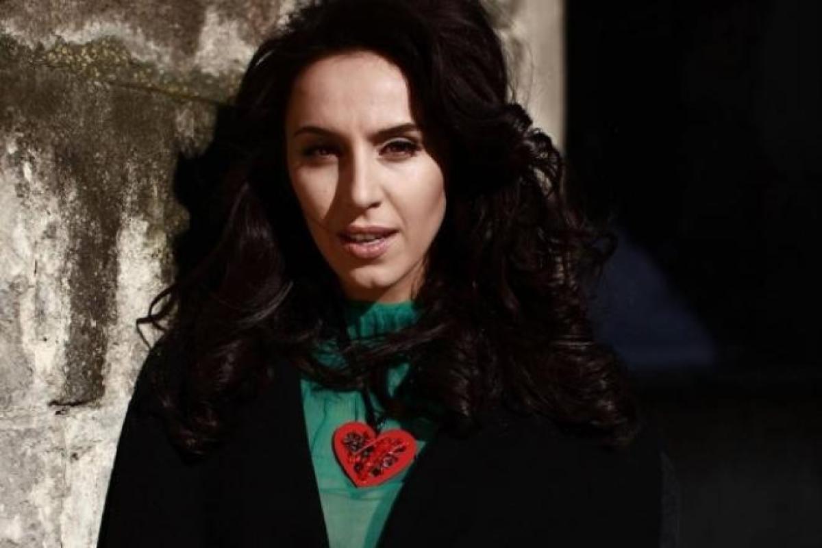 "Нереально нежно": Поклонники в восторге от трогательной фотосессии Джамалы "Нереально нежно": Поклонники в восторге от трогательной фотосессии Джамалы