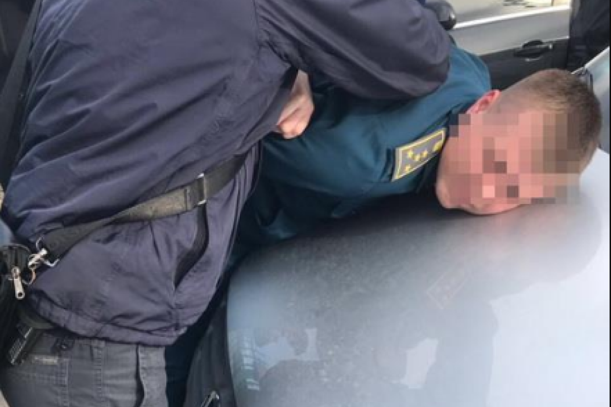 На взятке попался инспектор таможни на Волыни
