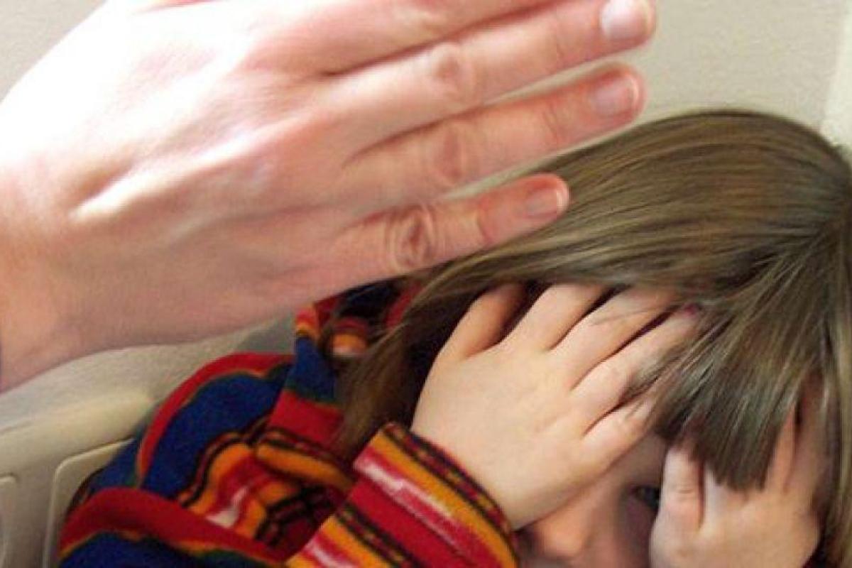 В России завели дело на педагога, которая издевалась над детьми в детсаду и дрессировала их как собак