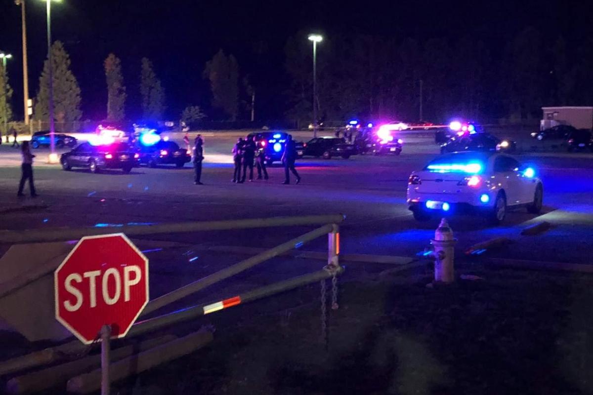 Выстрелы на выпускном: В штате Джорджия произошла стрельба в старшей школе Выстрелы на выпускном: В штате Джорджия произошла стрельба в старшей школе