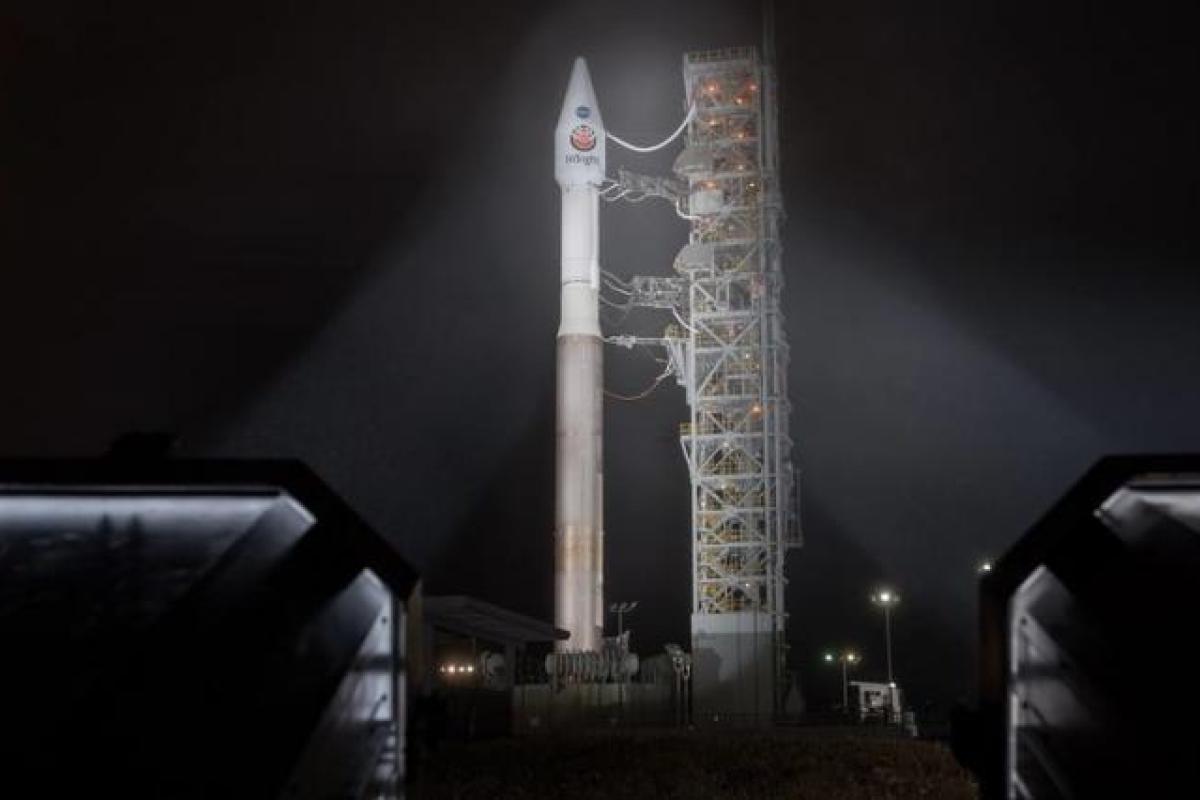 Покорение Марса: NASA отправило исследовательский зонд на "Красную планету" Покорение Марса: NASA отправило исследовательский зонд на "Красную планету"
