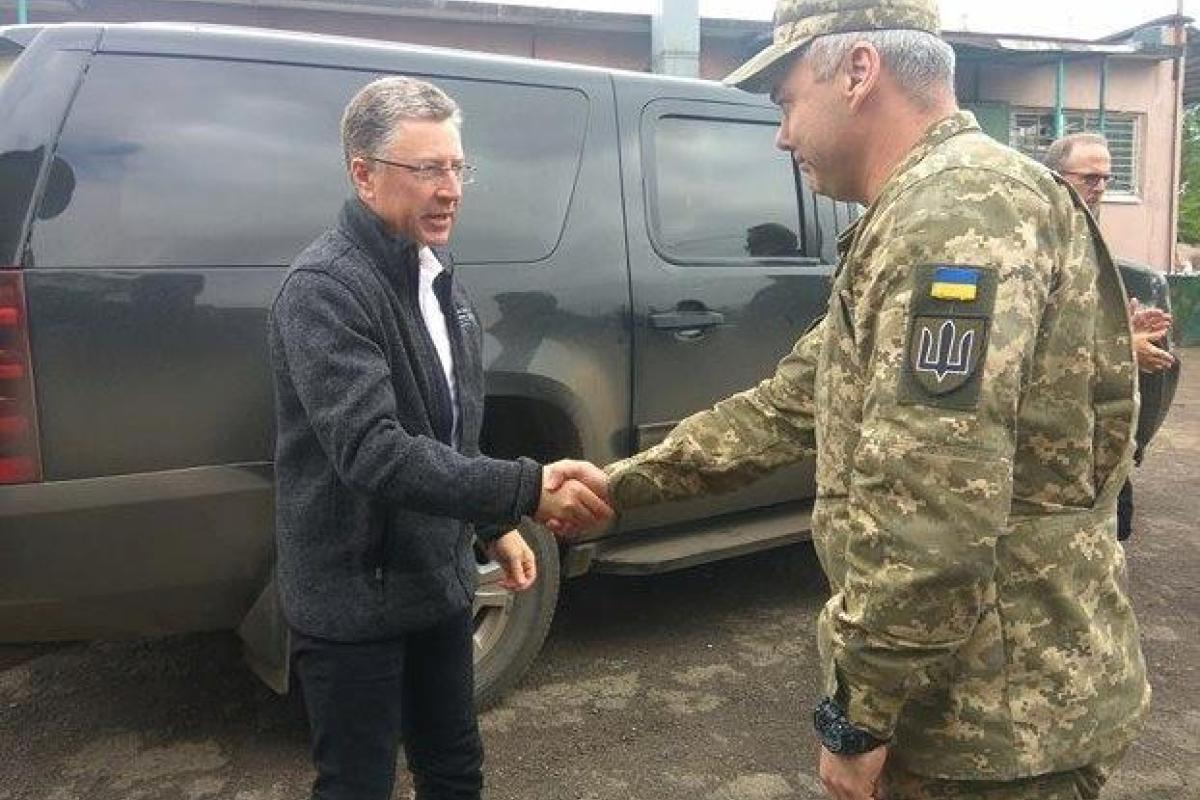 Волкер прибыл на Донбасс: началась встреча с командующим ООС Наевым Волкер прибыл на Донбасс: началась встреча с командующим ООС Наевым