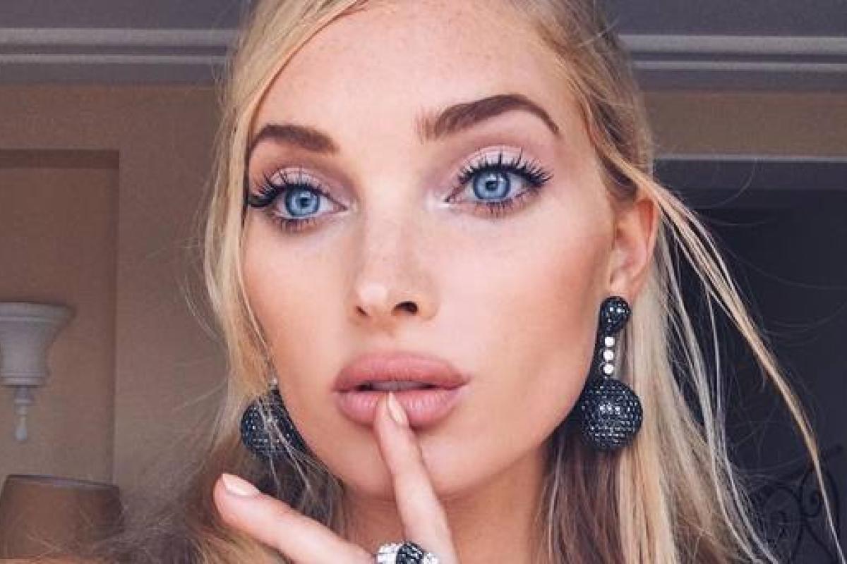 Шведская топ-модель Эльза Хоск устроила фотосессию топлес Шведская топ-модель Эльза Хоск устроила фотосессию топлес