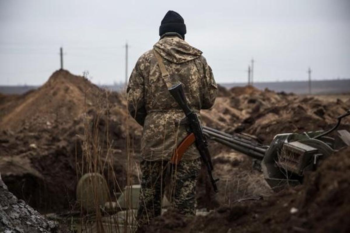 Сутки в районе ООС: 8 обстрелов, один боец ВСУ получил ранение Сутки в районе ООС: 8 обстрелов, один боец ВСУ получил ранение