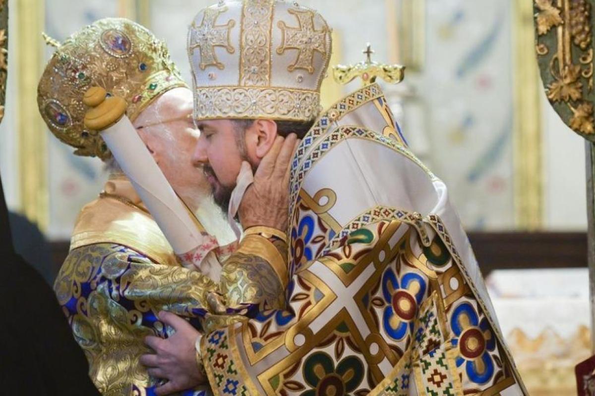 В Соборе Святой Софии проходит праздничная литургия: онлайн-трансляция В Соборе Святой Софии проходит праздничная литургия: онлайн-трансляция