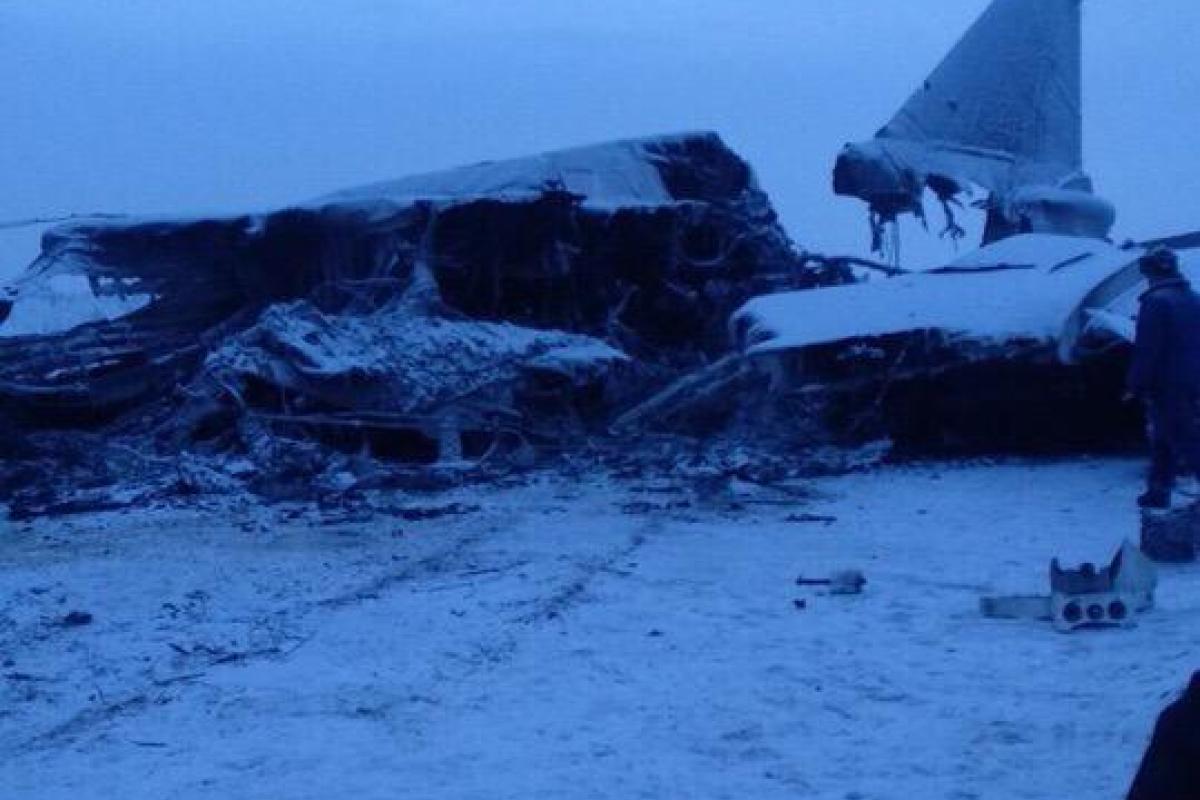 В сеть попали кадры с места катастрофы российского ракетоносца-бомбардировщика Ту-22М3