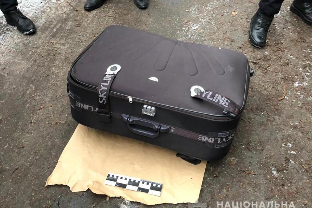 В Днепре полиция установила личность девушки, тело которой нашли в чемодане В Днепре полиция установила личность девушки, тело которой нашли в чемодане