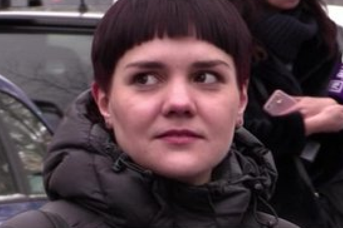 "Если надо, то бросим!": Из России в Украину депортируют вербовщицу боевиков "ДНР" "Если надо, то бросим!": Из России в Украину депортируют вербовщицу боевиков "ДНР"