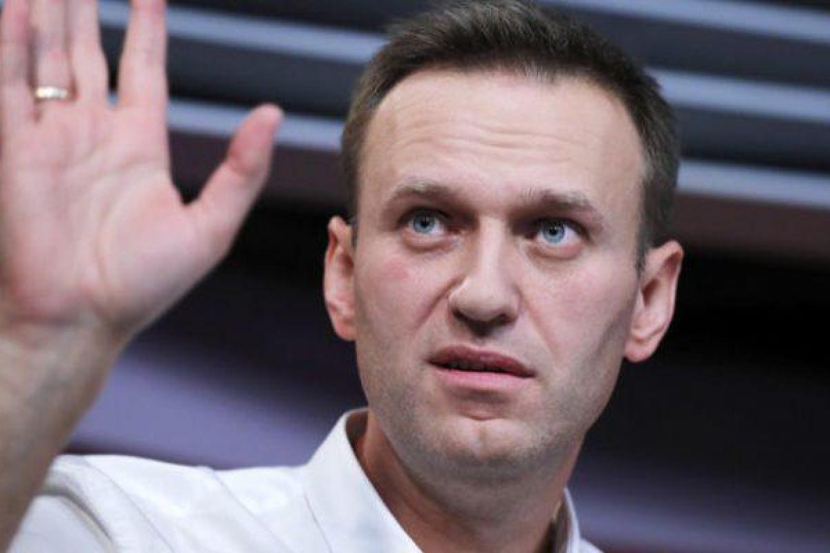 "Начинаем войну за вашу зарплату": Навальный объявил о создании профсоюза