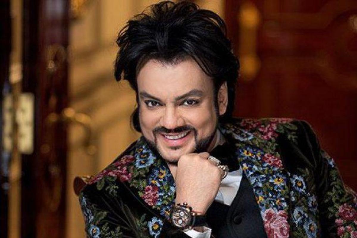 Филипп Киркоров поздравил поклонников и показал трогательные семейные фото Филипп Киркоров поздравил поклонников и показал трогательные семейные фото