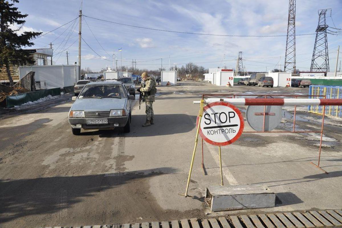 На Донбассе все КПВВ переходят на весенний график работы На Донбассе все КПВВ переходят на весенний график работы