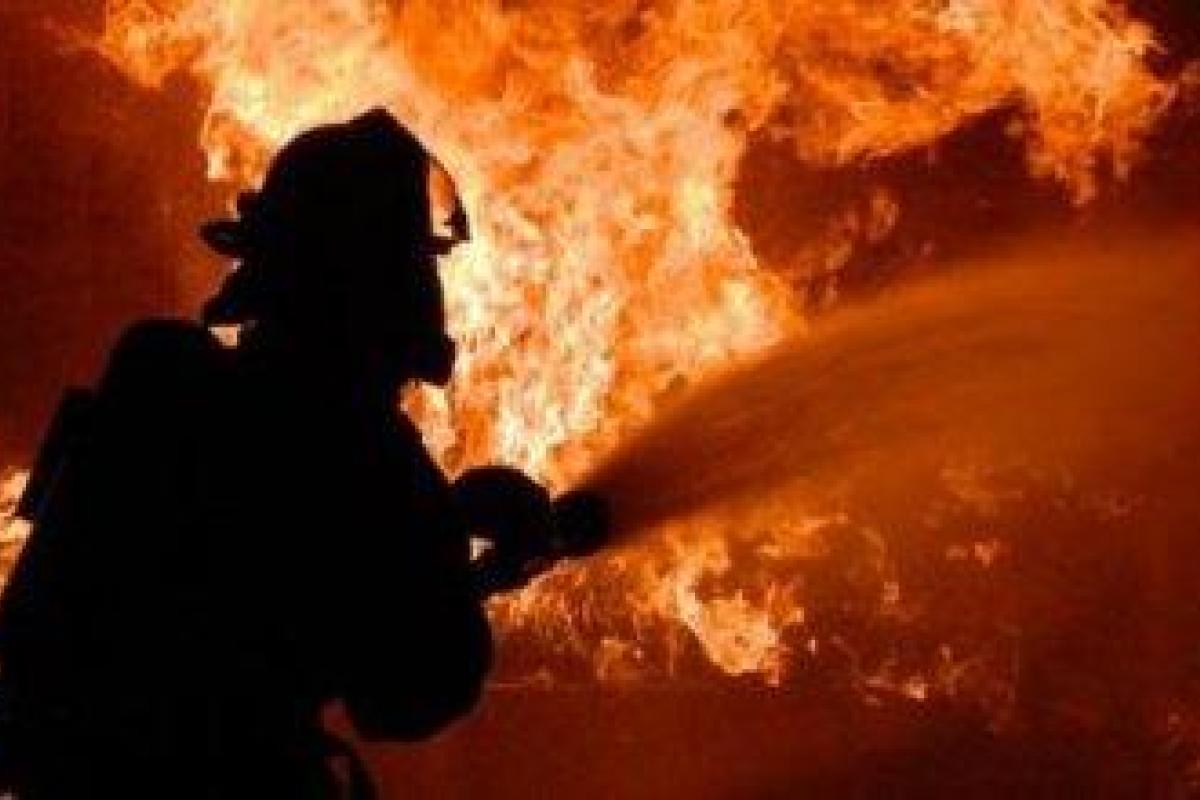 На Днепропетровщине в сгоревшем доме обнаружили тела трех человек На Днепропетровщине в сгоревшем доме обнаружили тела трех человек