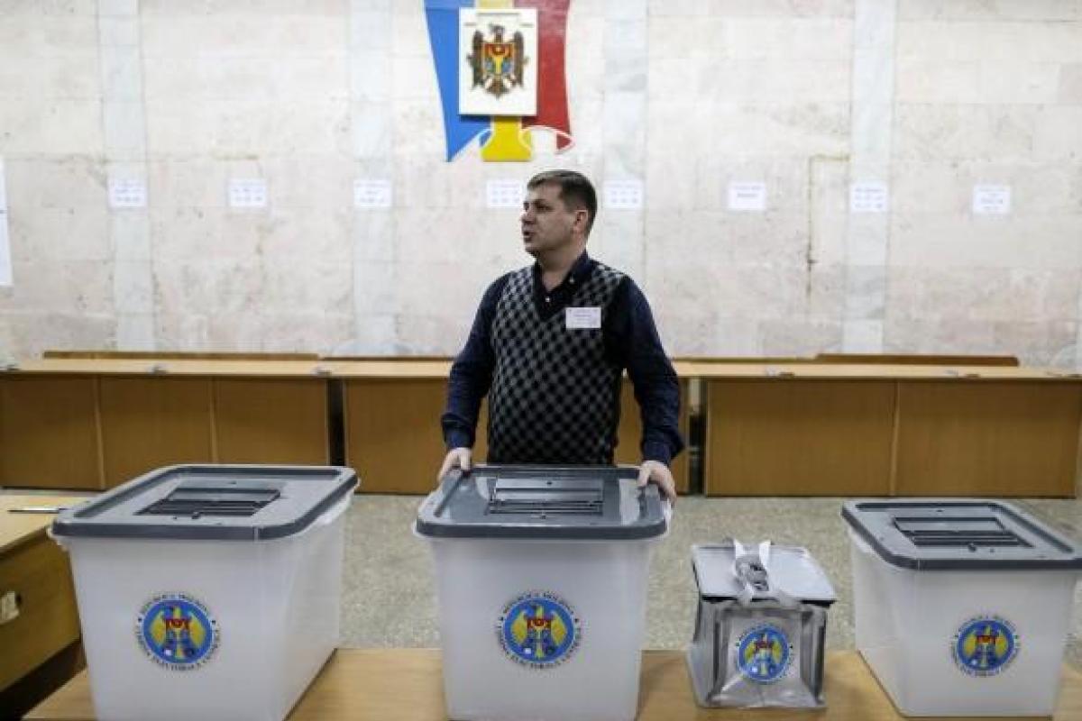 В Молдове стартовали парламентские выборы