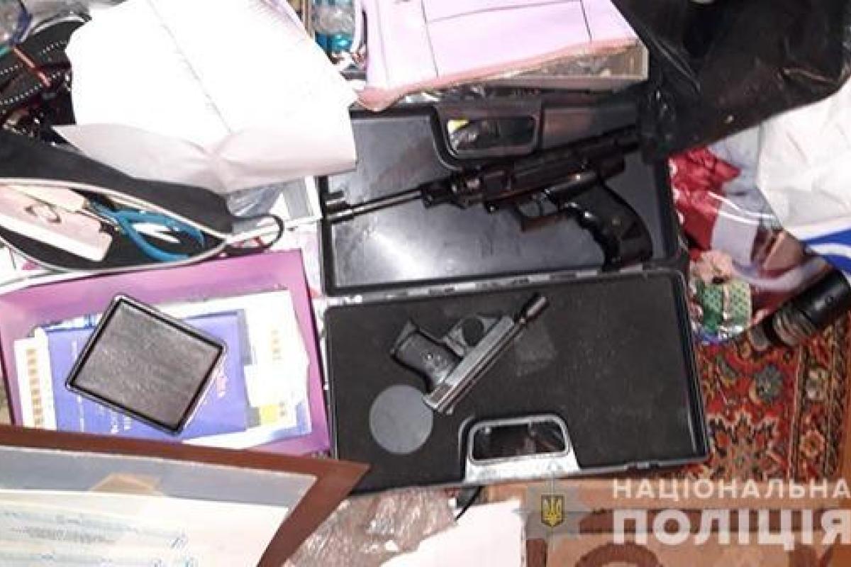 В Северодонецке задержали группу наркоторговцев В Северодонецке задержали группу наркоторговцев