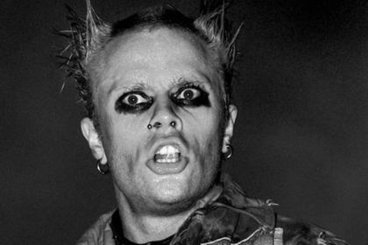 Умер вокалист культовой группы The Prodigy: появилась версия смерти рок-звезды Умер вокалист культовой группы The Prodigy: появилась версия смерти рок-звезды