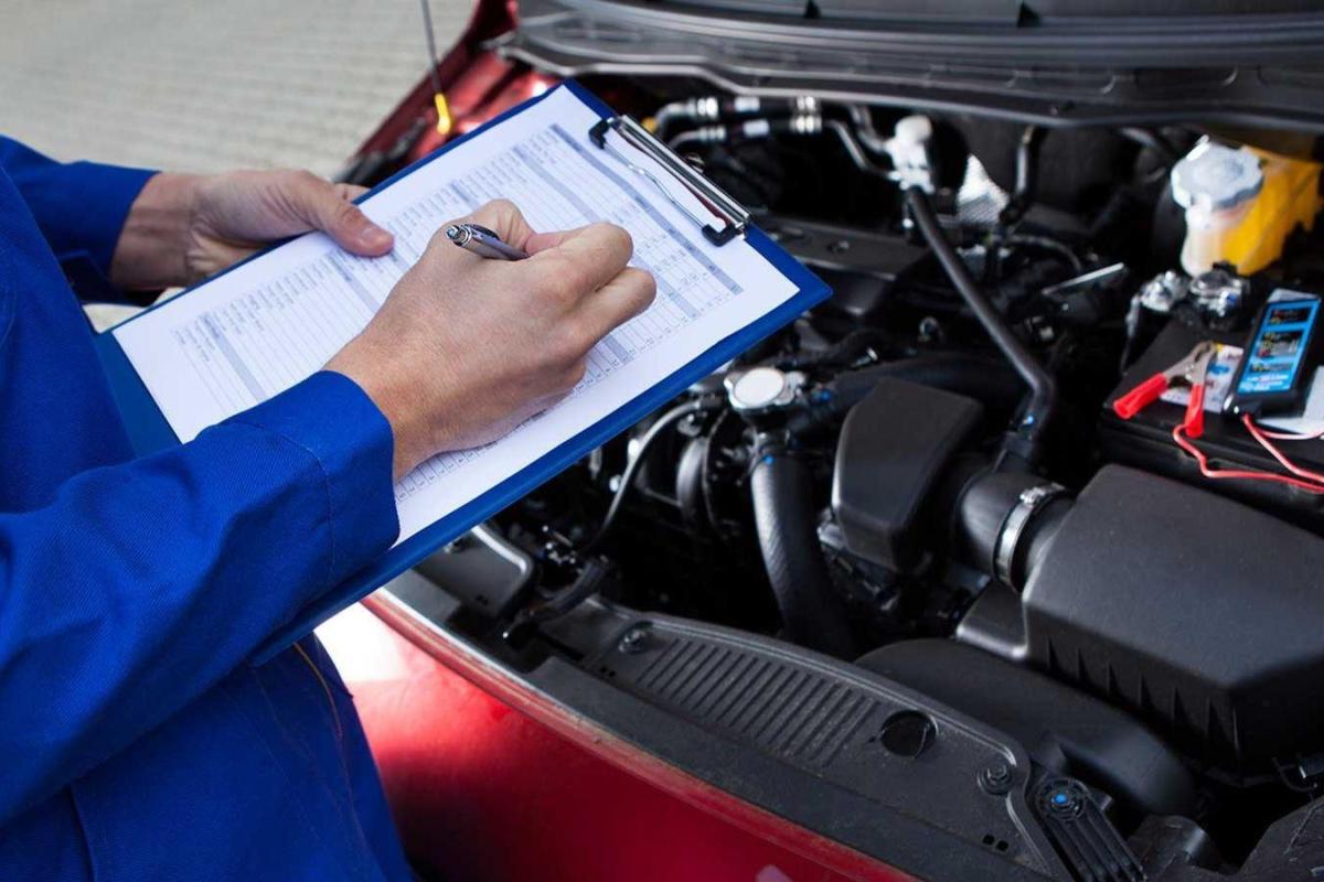 В Украине с 1 мая меняются правила прохождения техосмотра: что нужно знать водителю