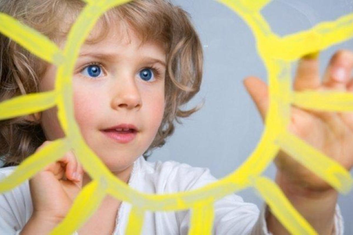 1 июня отмечают Международный день защиты детей и Всемирный день родителей