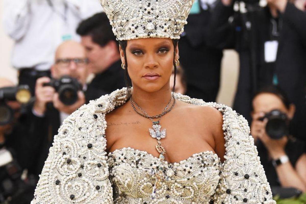 Рианна возглавила рейтинг самых богатых певиц по версии Forbes