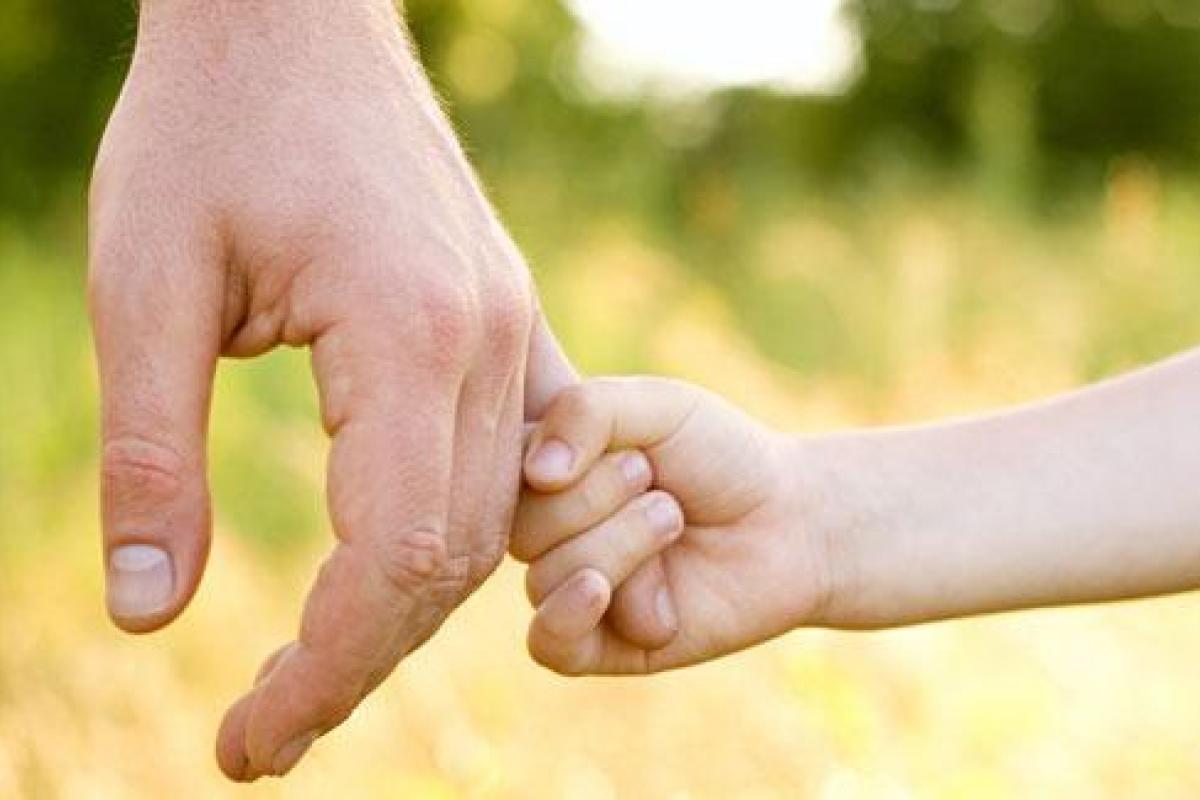 В Украине впервые празднуется День отца В Украине впервые празднуется День отца