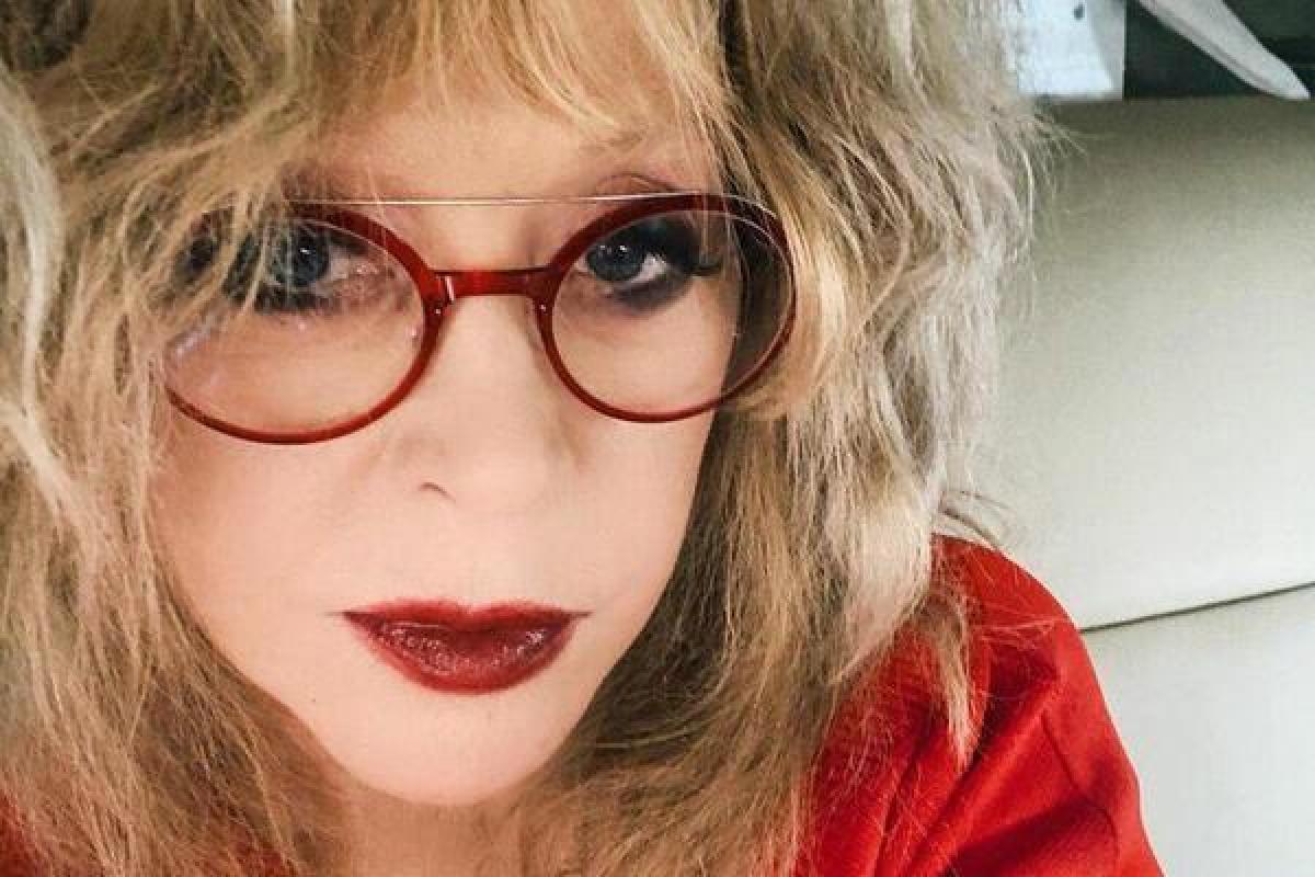 Алла Пугачева приобрела участок земли на кладбище