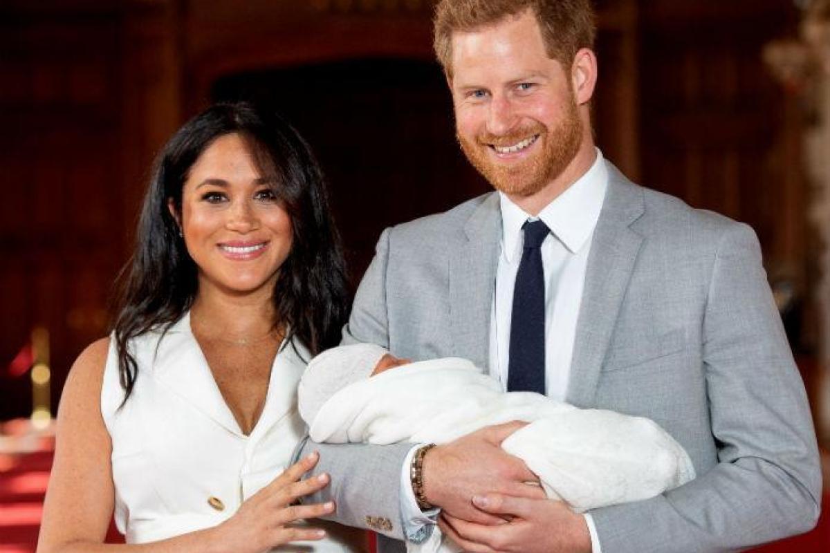 В Великобритании провели тайную церемонию крещения сына принца Гарри и Меган Маркл В Великобритании провели тайную церемонию крещения сына принца Гарри и Меган Маркл