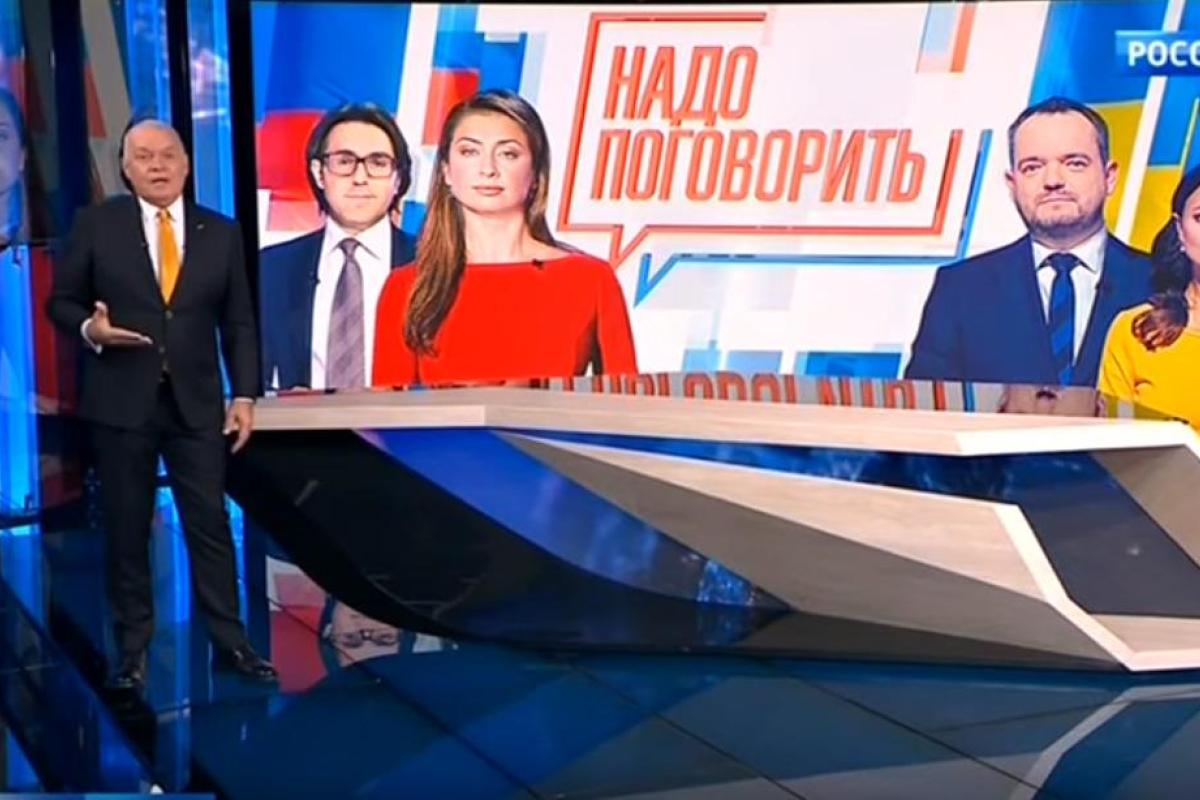 "Телемост между обычными людьми": В редакции NewsOne выступили в защиту телемарафона "Надо поговорить"