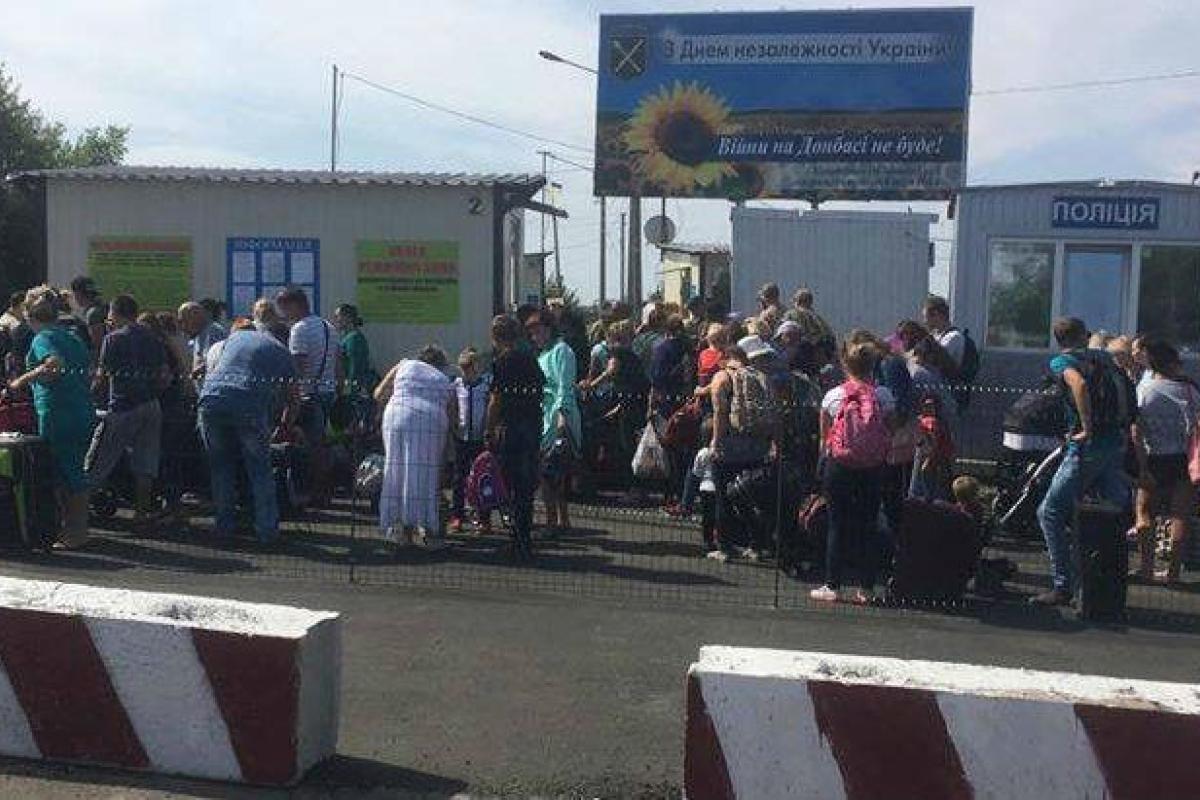 КПВВ "Станица Луганская" перешел на обычный режим работы КПВВ "Станица Луганская" перешел на обычный режим работы