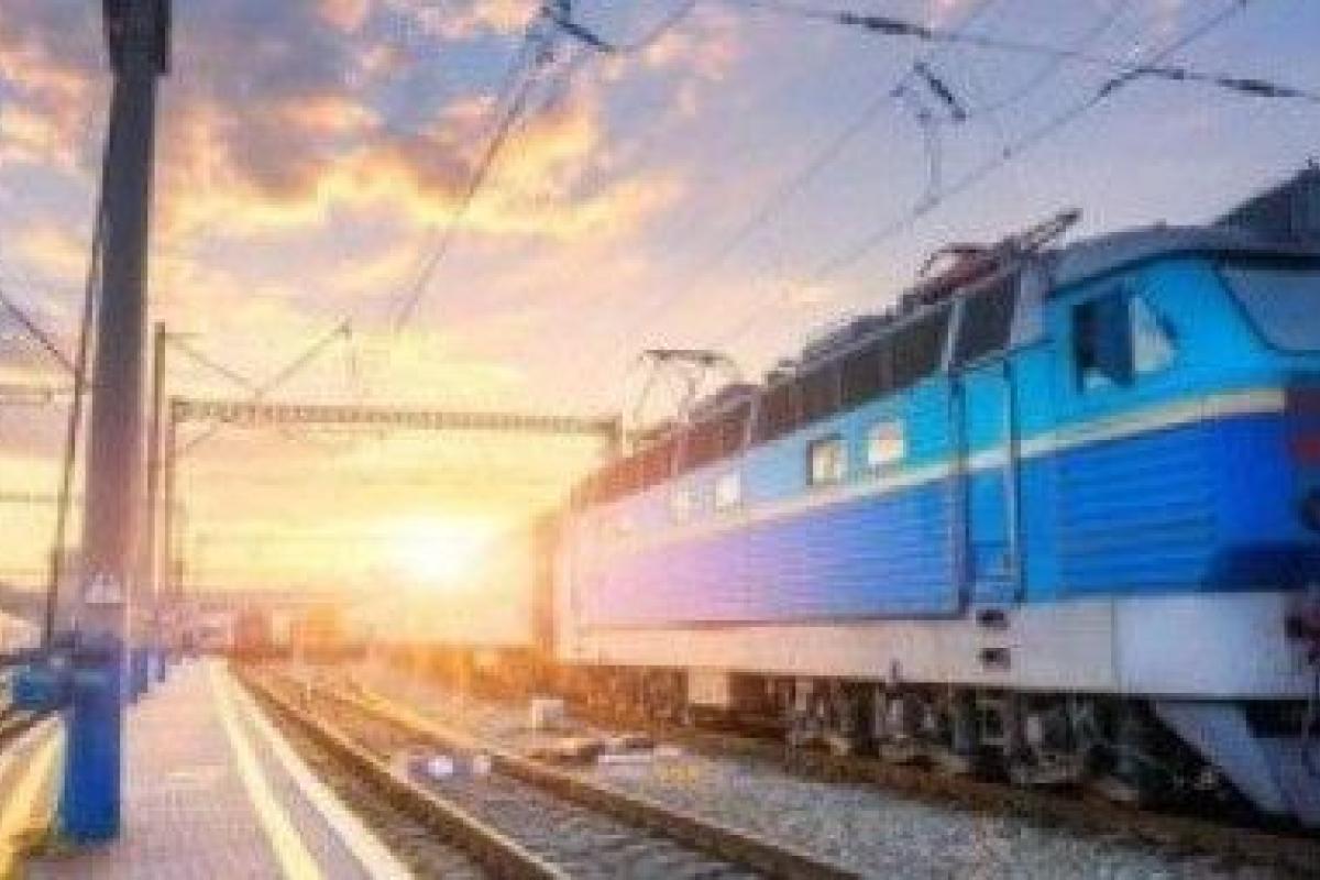 "Укрзализныця" откорректировала график движения поездов из-за перехода на зимнее время "Укрзализныця" откорректировала график движения поездов из-за перехода на зимнее время