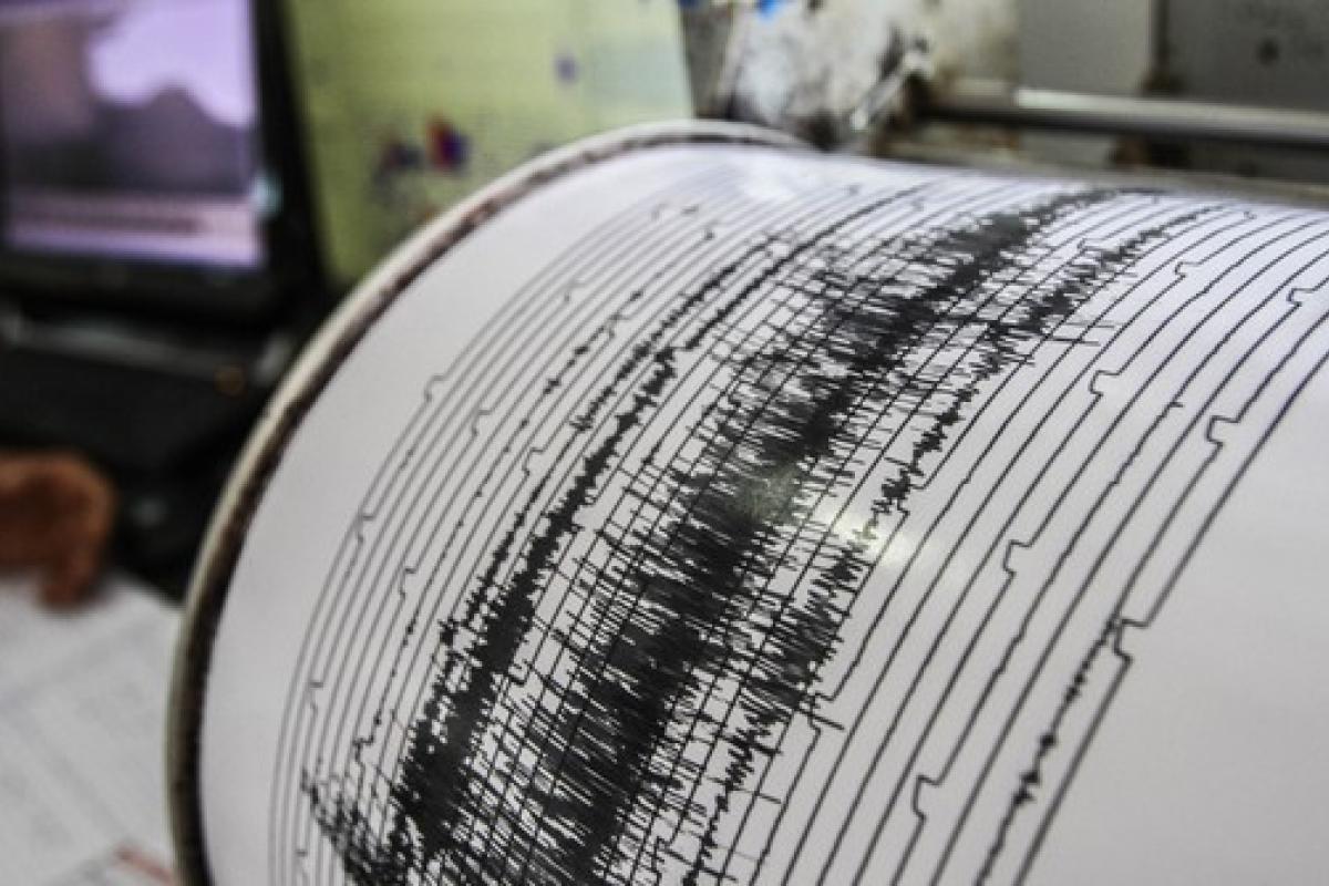 В Иране произошло мощное землетрясение: есть жертвы В Иране произошло мощное землетрясение: есть жертвы