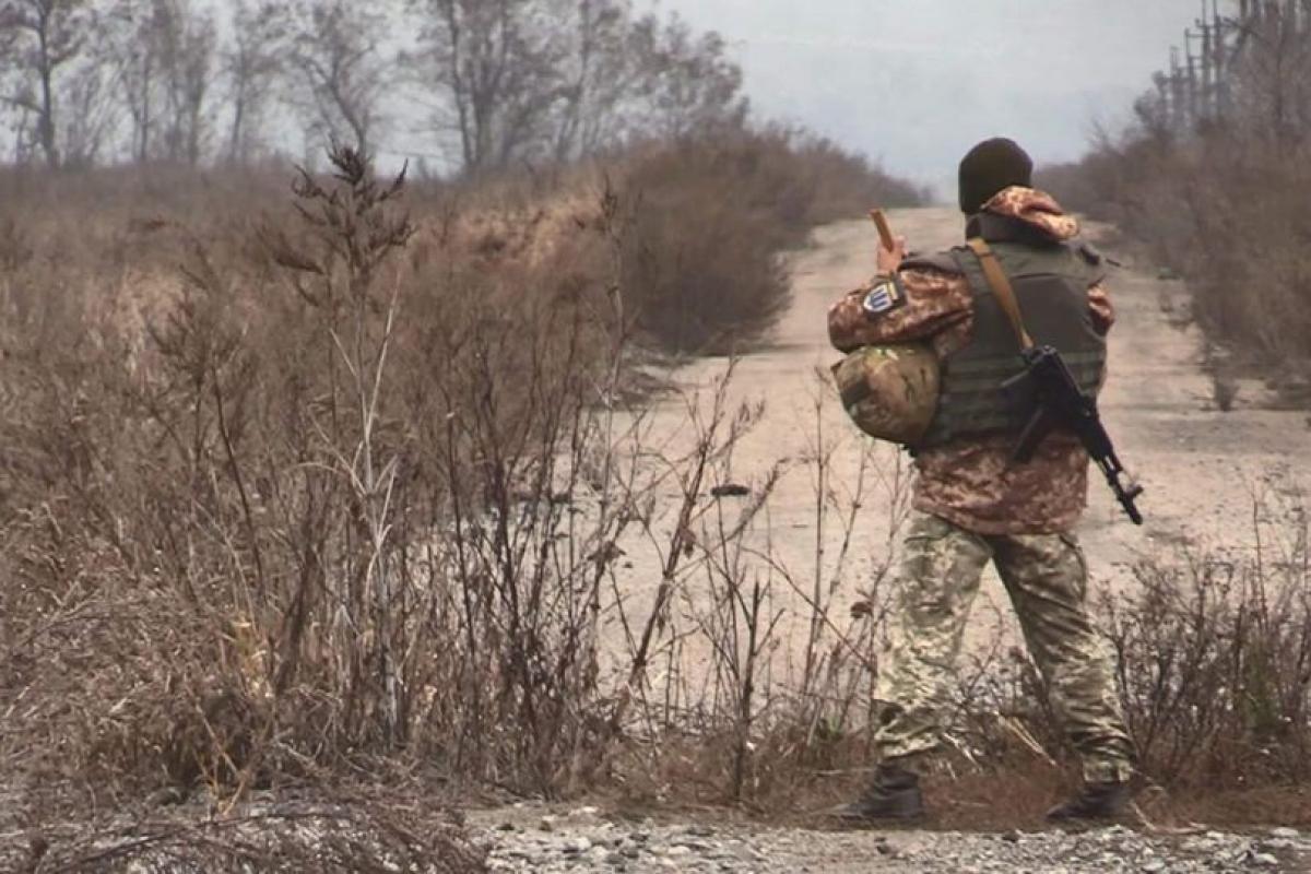 На Донбассе началось зеркальное разведение сил в районе Петровского На Донбассе началось зеркальное разведение сил в районе Петровского