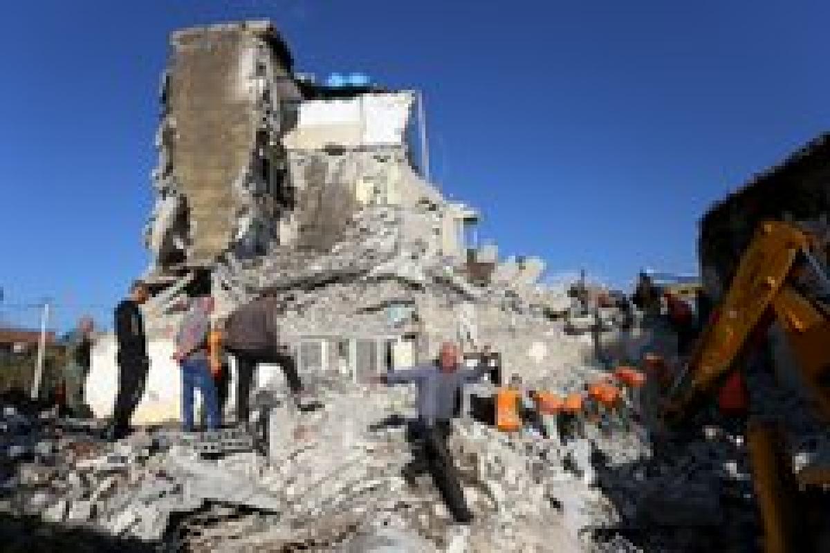 В Албании произошло новое мощное землетрясение В Албании произошло новое мощное землетрясение
