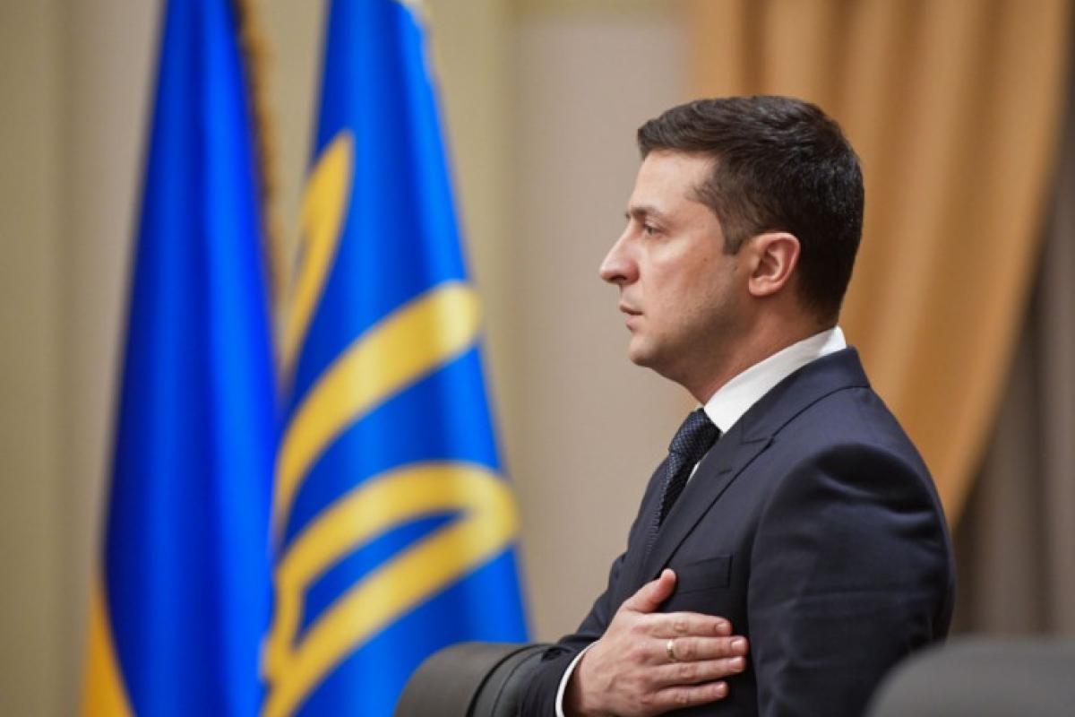 Зеленский поздравил украинцев с Днем Соборности