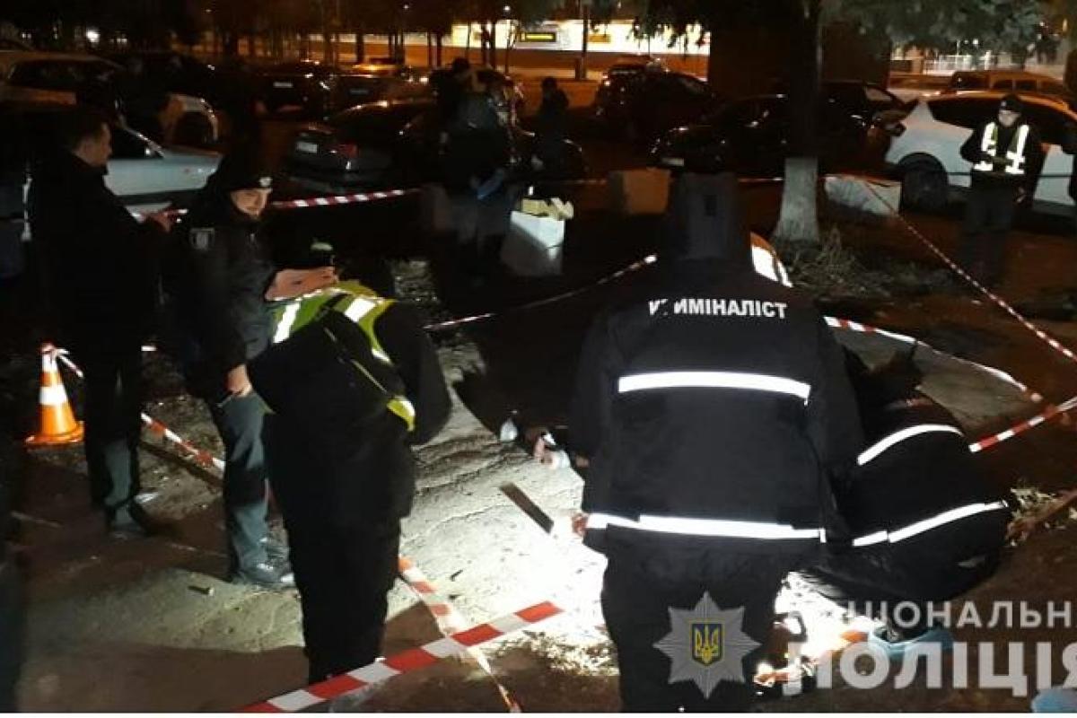 В Киеве зарезали молодого мужчину: жертве нанесли 14 ударов ножом
