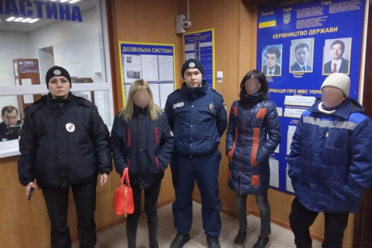 Ушла в "загул" на неделю: В Луганской области пропала несовершеннолетняя