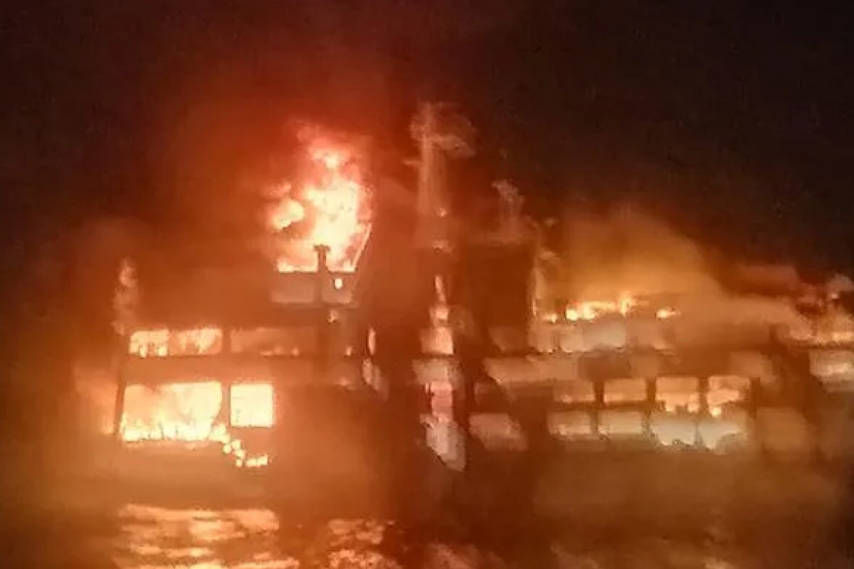Жертвами пожара на Гаити стали 15 воспитанников детского дома Жертвами пожара на Гаити стали 15 воспитанников детского дома