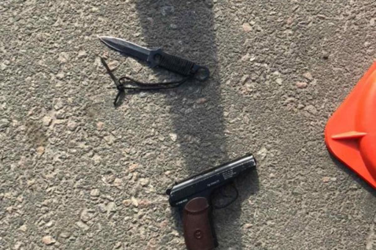 Стрельба на остановке в Одессе: ранен мужчина, стрелок задержан Стрельба на остановке в Одессе: ранен мужчина, стрелок задержан