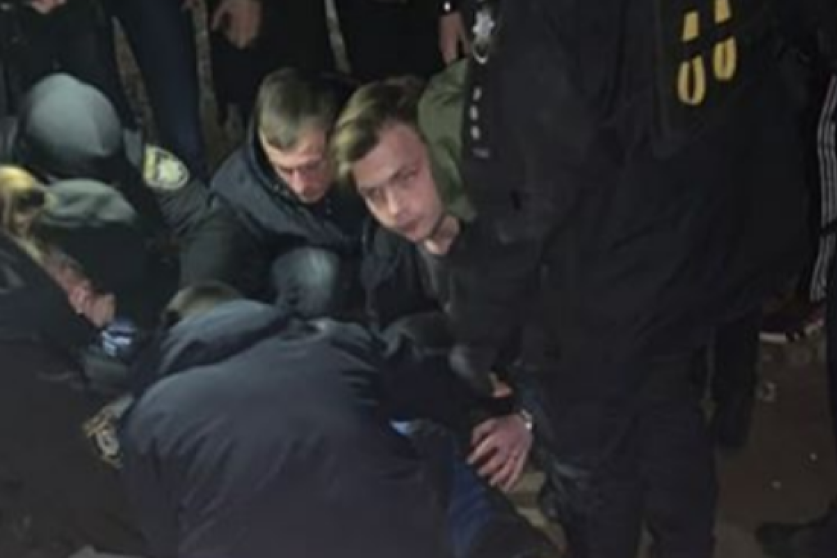 Конфликт между полицейскими и пьяным жителем Рубежного: официальный комментарий полиции