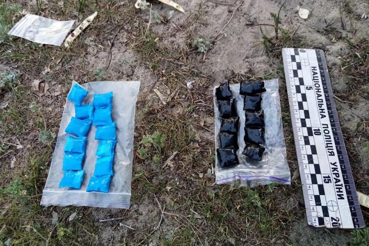 В Северодонецке 16-летняя школьница торговала наркотиками В Северодонецке 16-летняя школьница торговала наркотиками