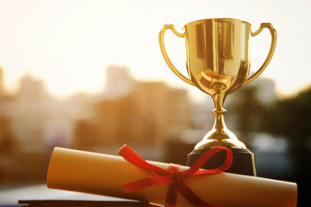 Президент Украины назначил стипендии спортсменам и тренерам Луганщины