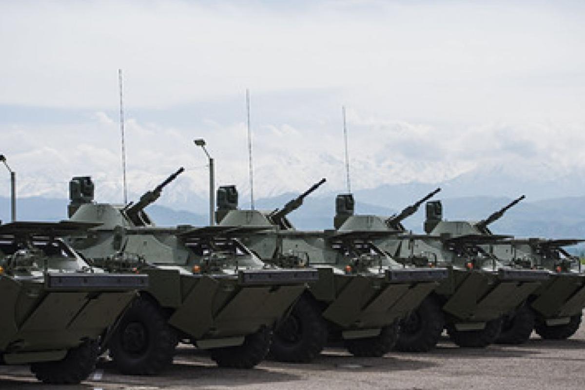В Керченском проливе затонула российская бронемашина БРДМ-2 В Керченском проливе затонула российская бронемашина БРДМ-2