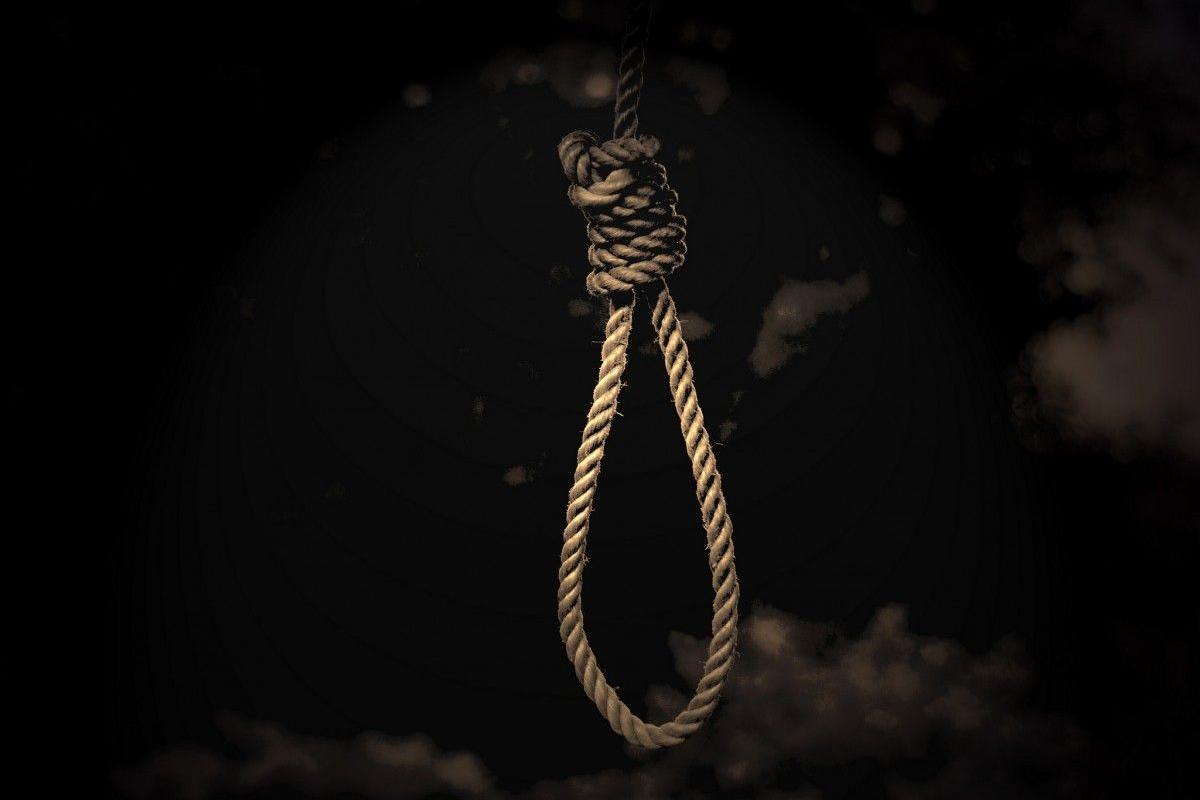 В Николаеве повесилась 16-летняя воспитанница школы-интерната: найдена предсмертная записка В Николаеве повесилась 16-летняя воспитанница школы-интерната: найдена предсмертная записка
