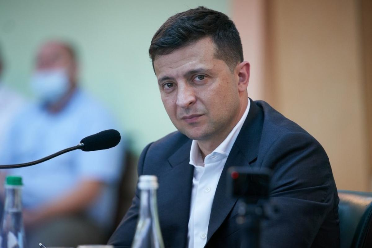 Зеленский ответил на требование России касательно особого статуса Донбасса