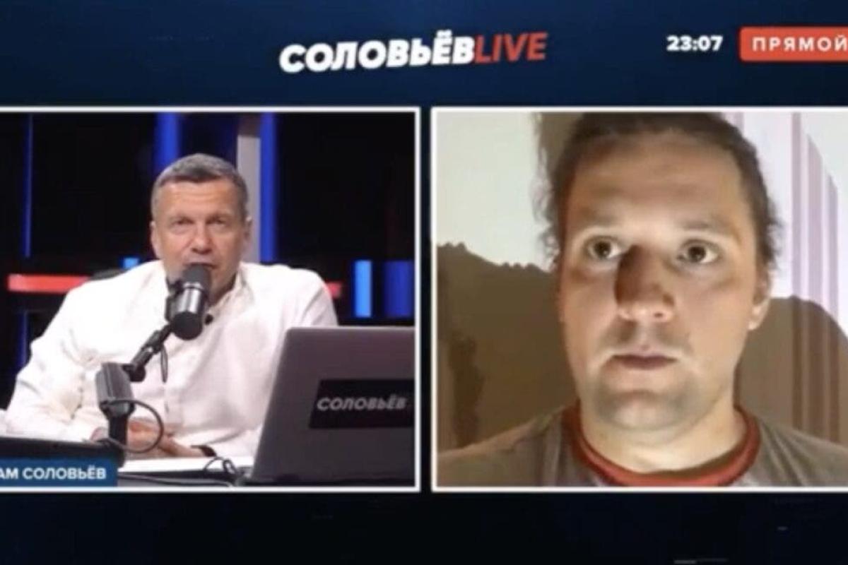 Белорусский рабочий показал в прямом эфире член кремлевскому пропагандисту Соловьеву: видео 18+ Белорусский рабочий показал в прямом эфире член кремлевскому пропагандисту Соловьеву: видео 18+