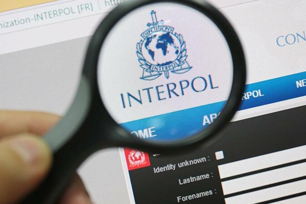 В Сумской области пограничники задержали иностранца, который находится в базе Интерпола В Сумской области пограничники задержали иностранца, который находится в базе Интерпола